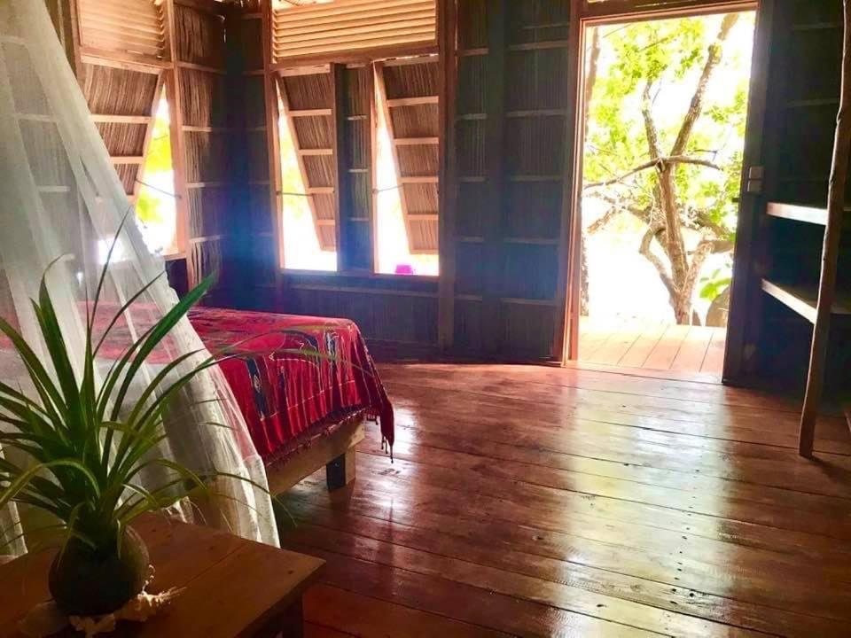 Tabari Dive Lodge Pulau Mansuar Zewnętrze zdjęcie